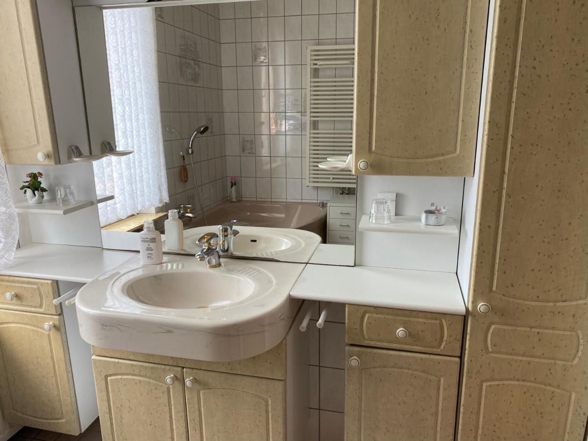 ホテル Gaestehaus Seestern クックスハーフェン エクステリア 写真
